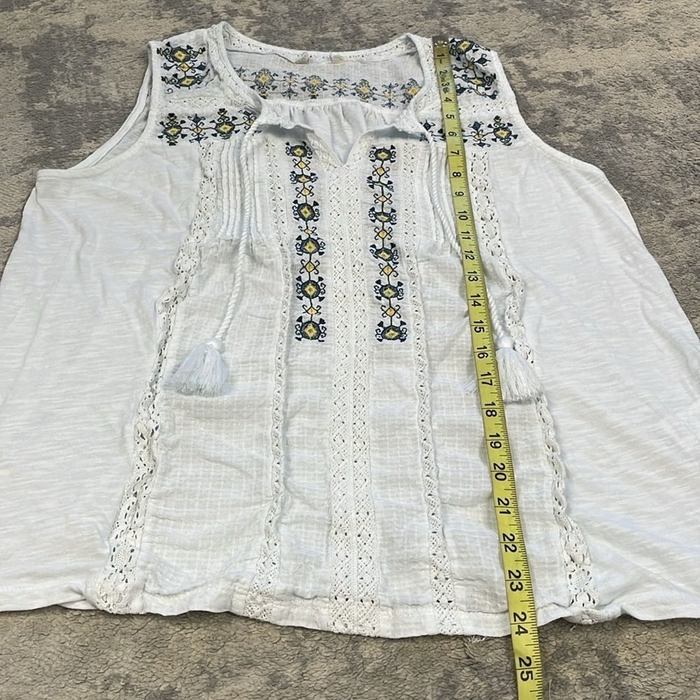 Lucky Brand Lace Eyelet Detail Top Sleeveless White Embroidered Sz XL - Picture 8 of 13